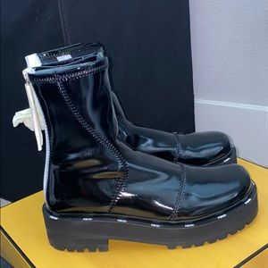 Fendi boots (tronchetto vernice tecnica nero)